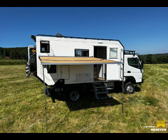 Mitsubishi Fuso 4x4 Expedition