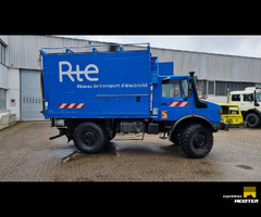 Unimog U1550L mit Werkstattkoffer und Ladebordwand